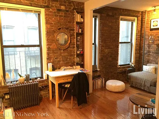 Rented by Living New York | media 35