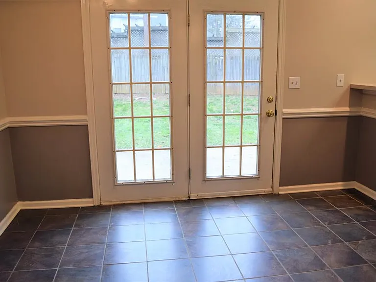 21345 Aftonshire Dr — Photo 9