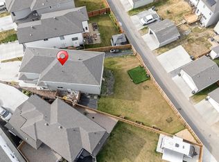 2404 13th Ave NW, Edmonton, AB T6T2J6