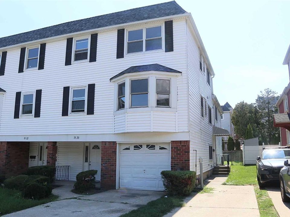 1st image of 1820 215th St