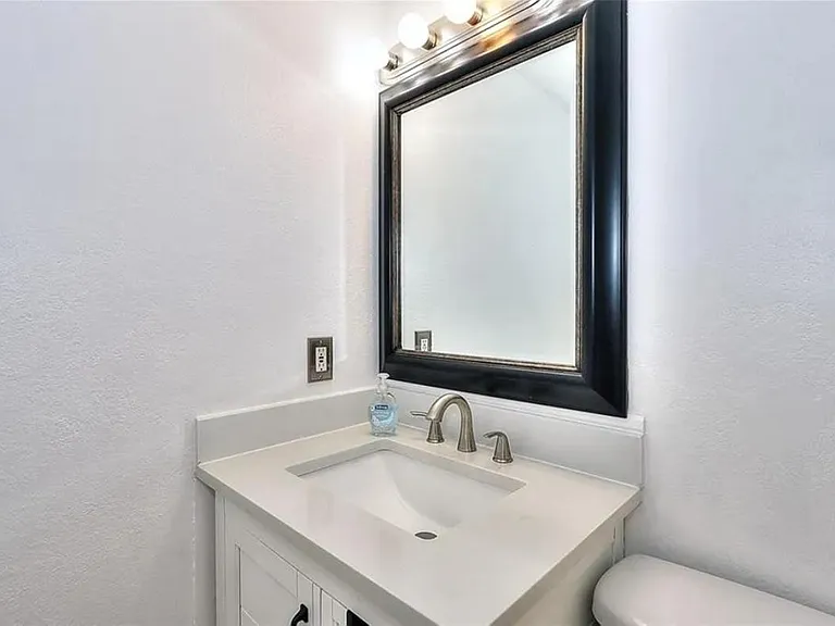 1280 Shamrock Hill Cir — Photo 15