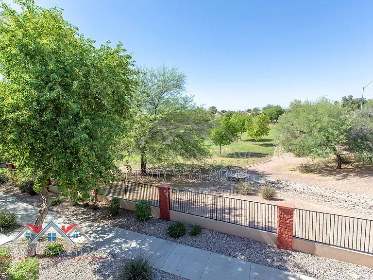 9136 W Meadow Dr — Photo 33
