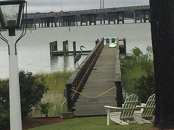 Private 300 Ft. Pier!