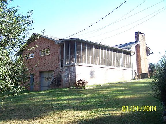 2nd image of 184 Craig St