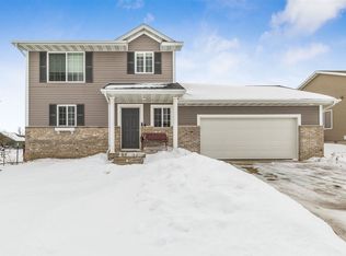 1308 Austin Way, Cedar Falls, IA 50613