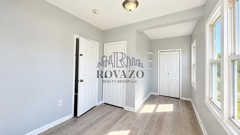 349 Yale Ave — Photo 4