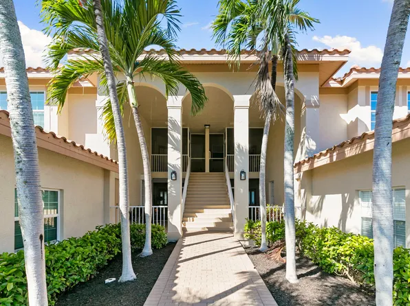 218 Waterway Ct, Marco Island, FL