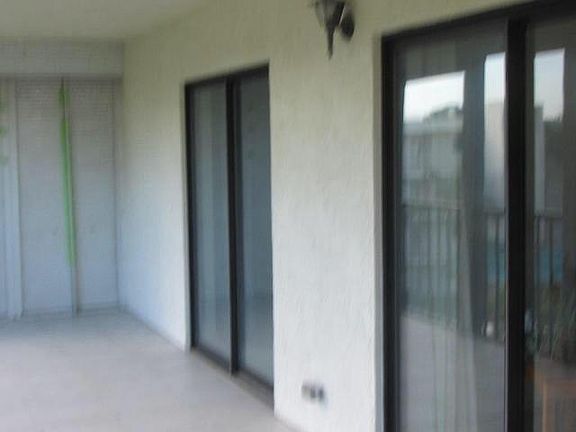 5th image of 300 N A1a #406J