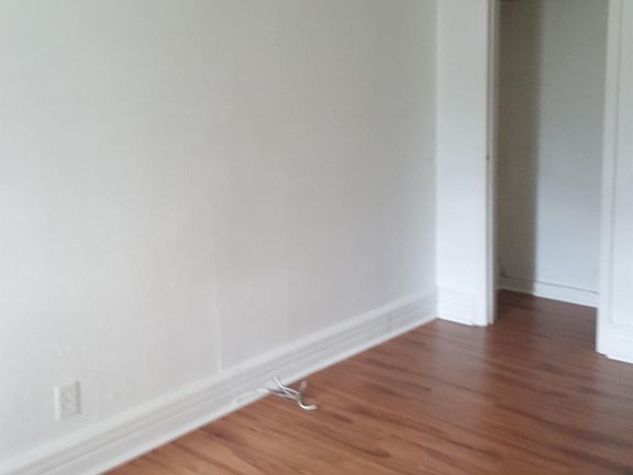 4th image of 558 Washington Ave #2