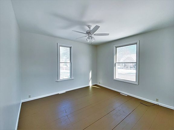 4th image of 1242 Michigan Ave