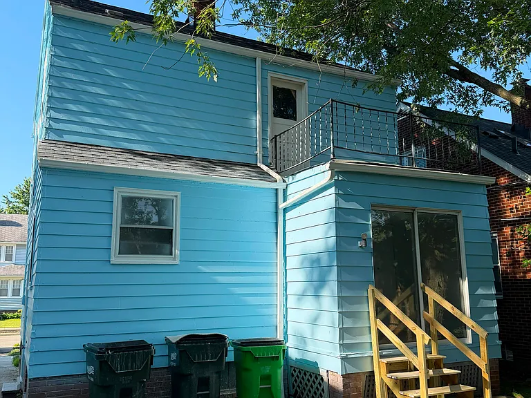 19171 Monterey Ave — Photo 2