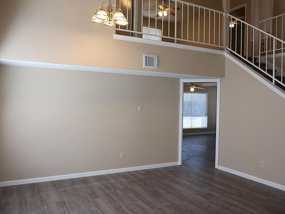 5th image of 2310 Doverglen Dr
