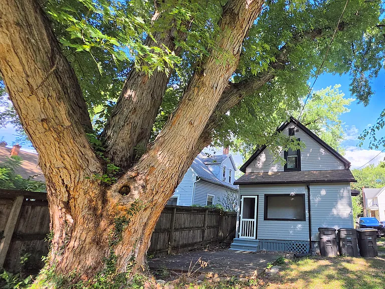 313 Greenwood Ave — Photo 23