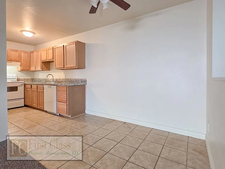 17140 Heritage Ct #135 — Photo 7
