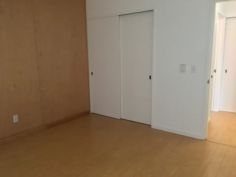 Josephine St — Photo 11