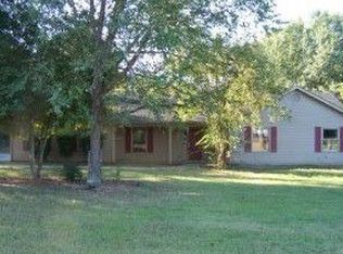 55 Salem Meadow Dr, Covington, GA 30016