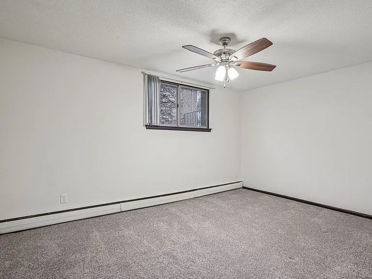 Diamond Eight Terrace — Photo 24