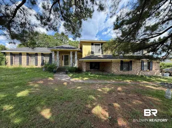 3721 Robertson Ct, Mobile, AL 36693