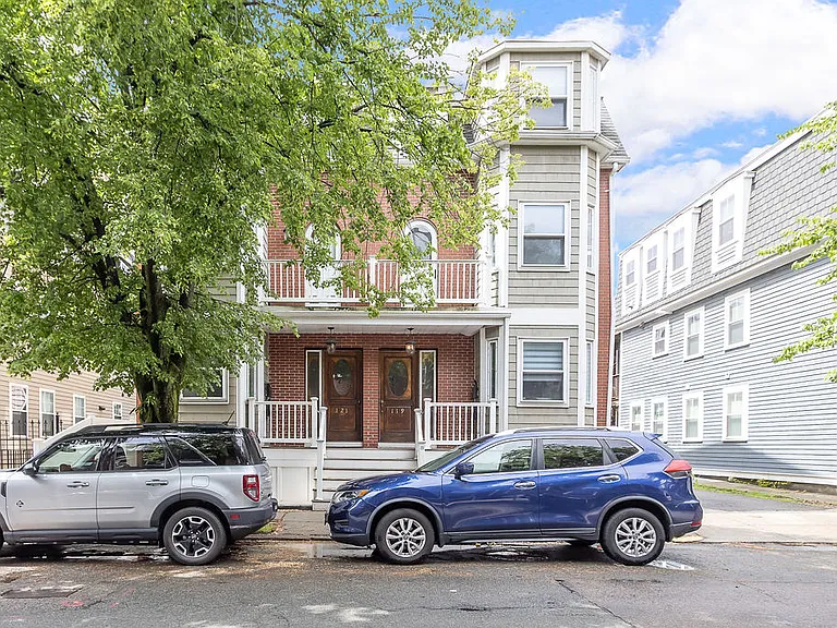 119 W 3rd St #B — Photo 27