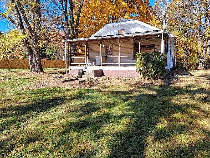 1230 Hillcrest Rd photo 1