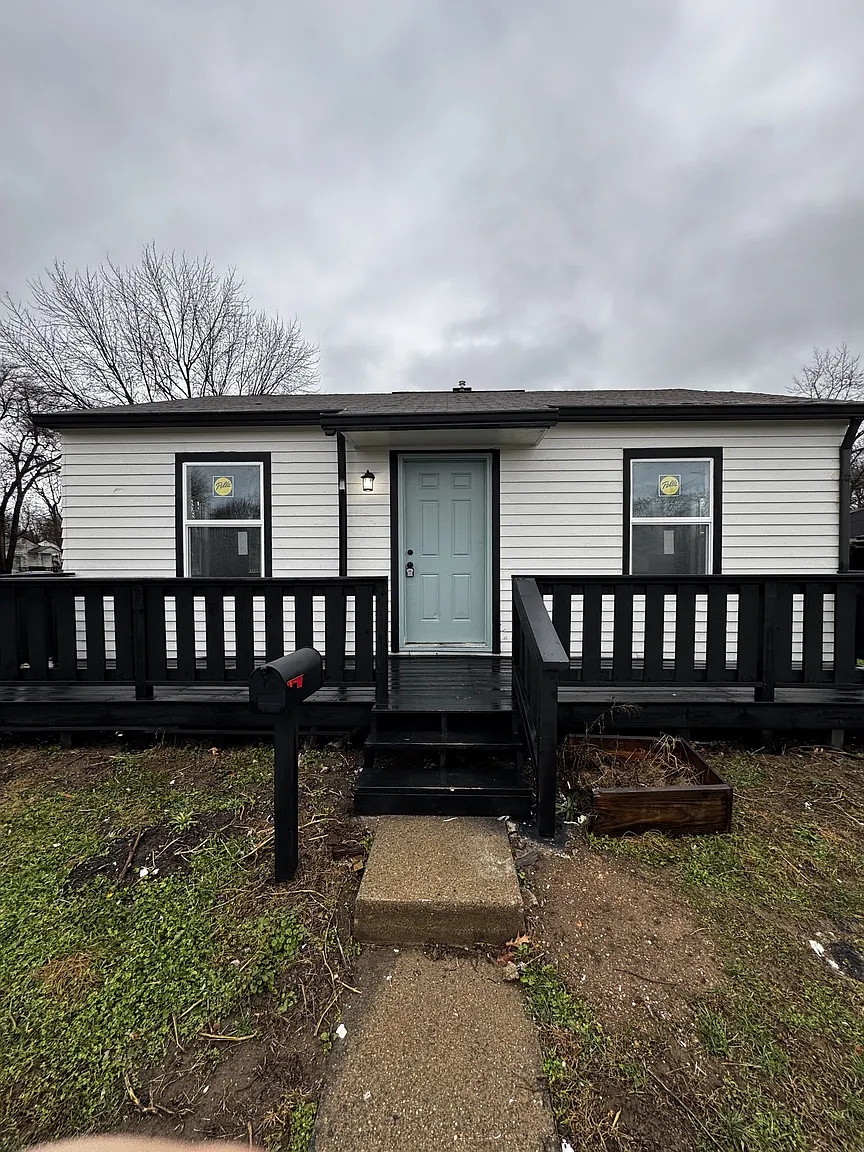 1101 N Somerset Ave photo 1