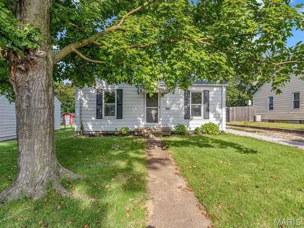 227 W Washington St, Columbia, IL 62236