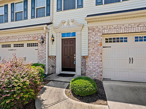 3rd image of 22 Irvington Dr