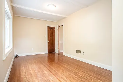 2423 Charlestown Ave — Photo 14