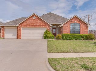 3601 Brownwood Ln, Norman, OK 73072