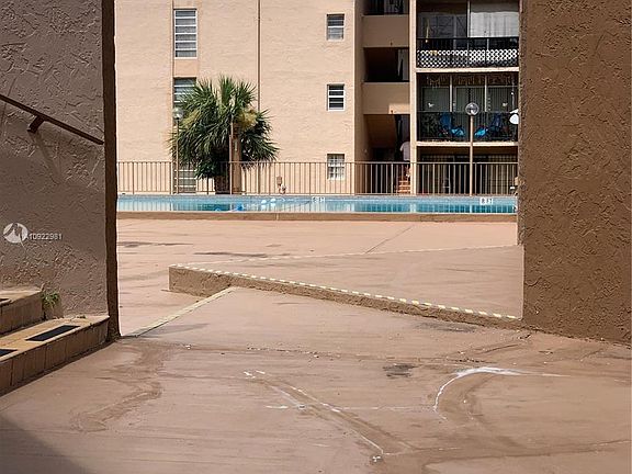 3rd image of 506 NW 87th Ave APT 309