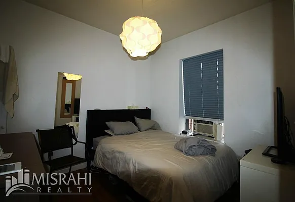 Rented by J Misrahi Realty Corp | media 23