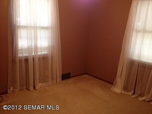 5th image of 624 Lincoln St