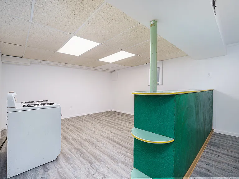 3027 Haskell St — Photo 19
