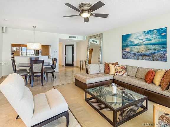 3rd image of 1455 Ocean Dr APT 1407