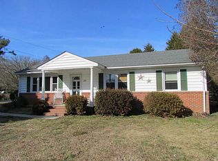 151 Linden Ave, Urbanna, VA 23175