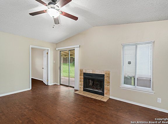 4th image of 6031 Hidden Sunrise Dr