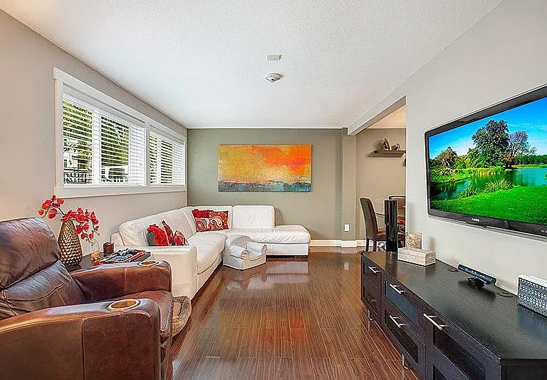 15821 NE Leary Way #C124 — Photo 1