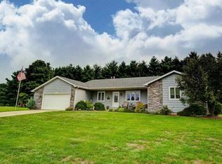 1272 N Arbutus Trl, Warsaw, IN 46580