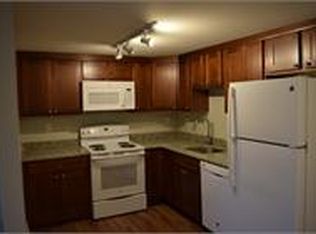 58 Center St #2-7, Dennis Pt, MA 02639