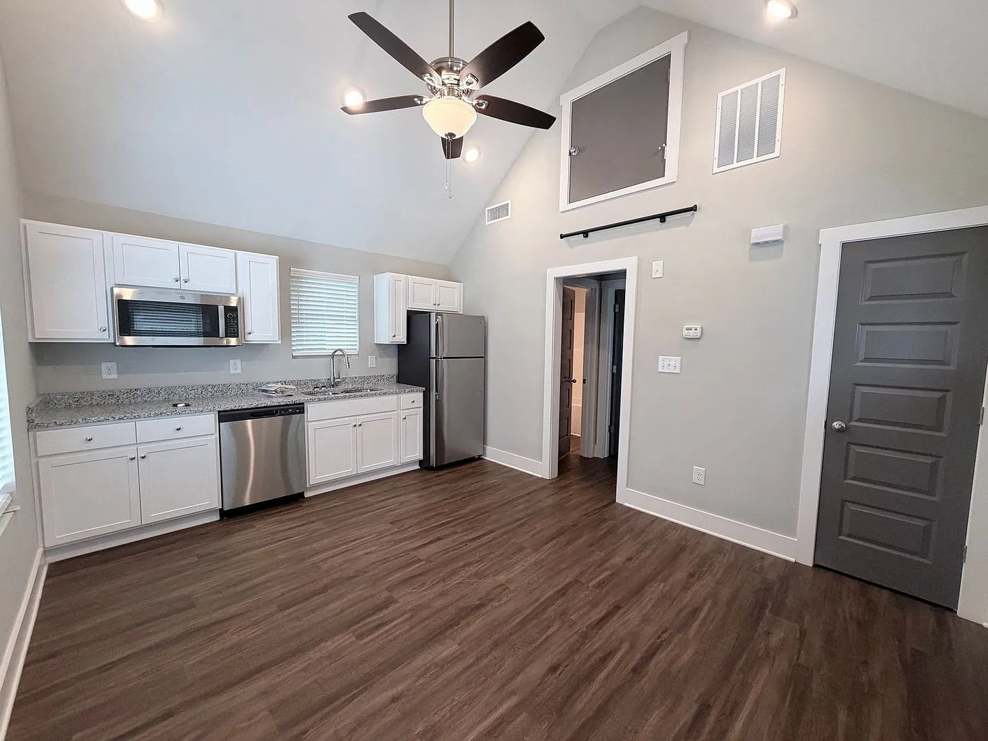 Pre-Leasing For August 9th 2027! — Photo 2