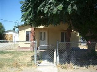 8835 Hudson Pl, Bakersfield, CA 93307