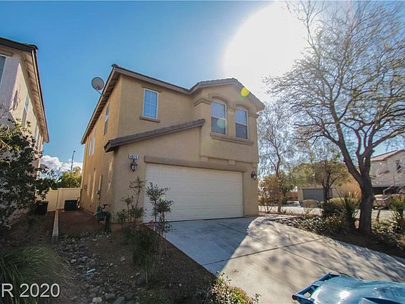 2nd image of 4825 Portola Vista Ave