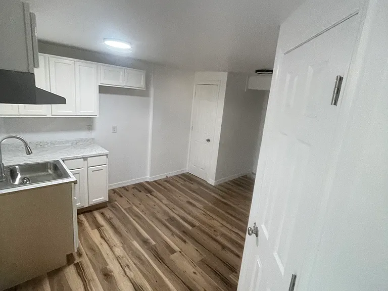 1525 Blountstown St #3 — Photo 3
