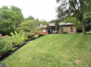 66 Raphael Rd, Hockessin, DE 19707