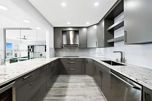 3700 Galt Ocean Dr #910 Photo 1