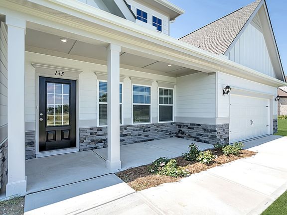 The Kingswood Covered Front Porch