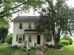 381 W Lexington Rd, Lititz, PA 17543