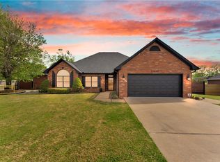 22849 Lawlis Rd, Siloam Springs, AR 72761