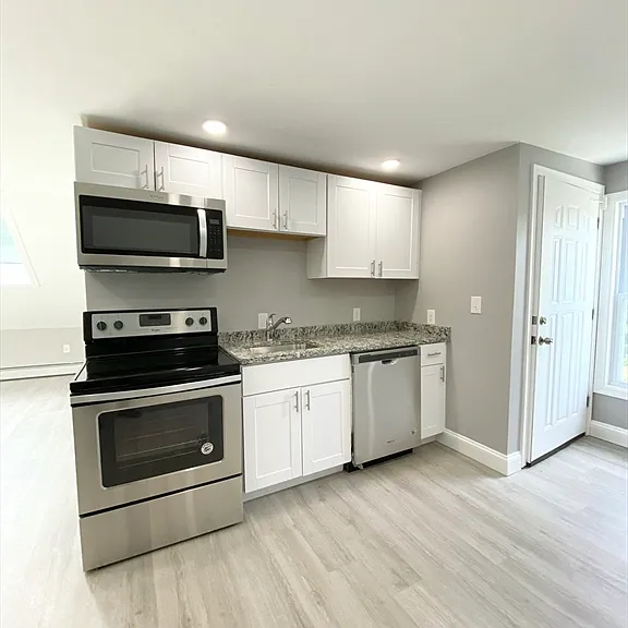 286 Kimball St #3 — Photo 3