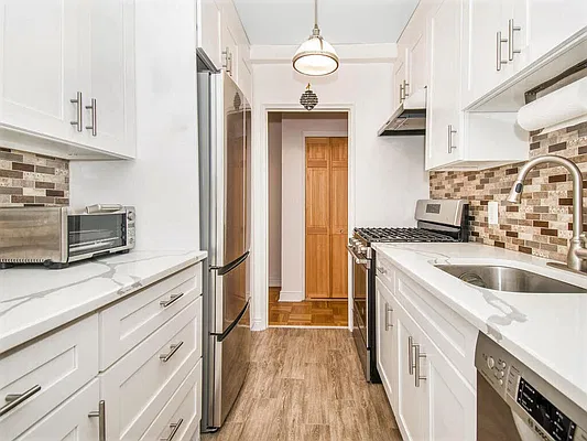 Sold by Robert E. Hill  | media 5